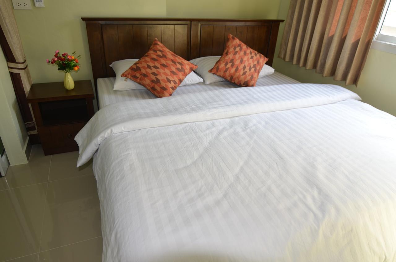 The Best Place Samut Prakan Exterior photo
